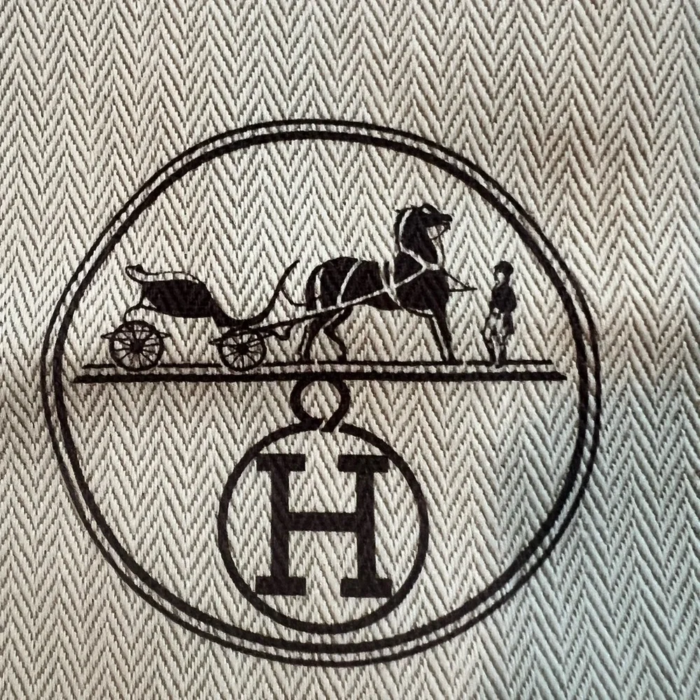 Authentic Hermes Paris Herringbone Dust Bags Set of 2 Drawstring Storage Pouches - Picture 4 of 9